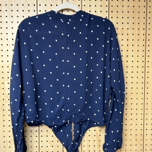 Rails Sloane Dot Print Tie Front Blouse - Picture 8 of 8